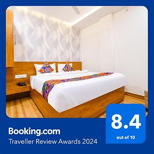 Fabhotel Woodlark Inn
